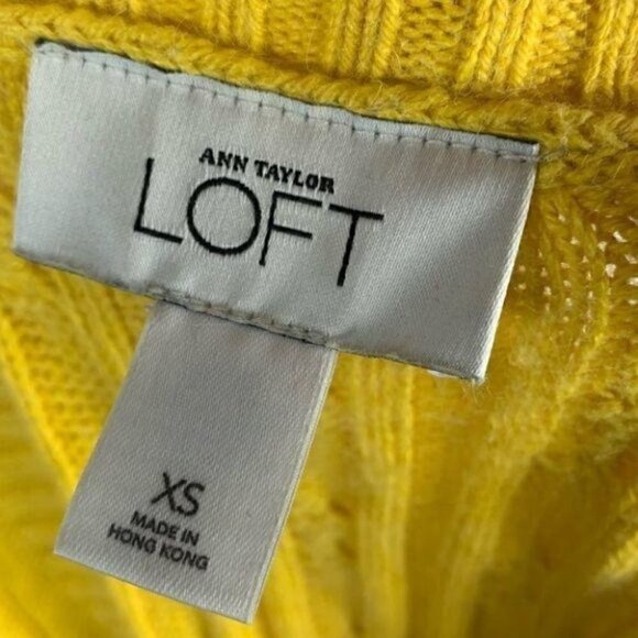 Ann Taylor loft sweater XS Yellow 8% rabbit hair - Picture 8 of 10